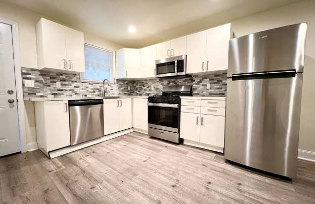 Updated 2BR house with off street parking! - 2023 Spring Street, Pittsburgh, PA 15210