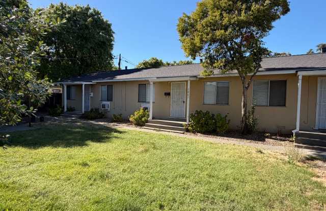 AVAILABLE NOW !!!! VACAVILLE-E. MONTE VISTA AVE.1 bed/1 bath apartment home! Gallery 1