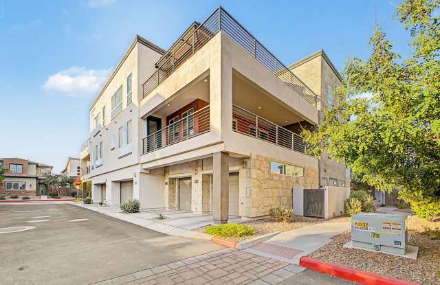 2 bed, 2.5 bath Great Chandler Location photos photos