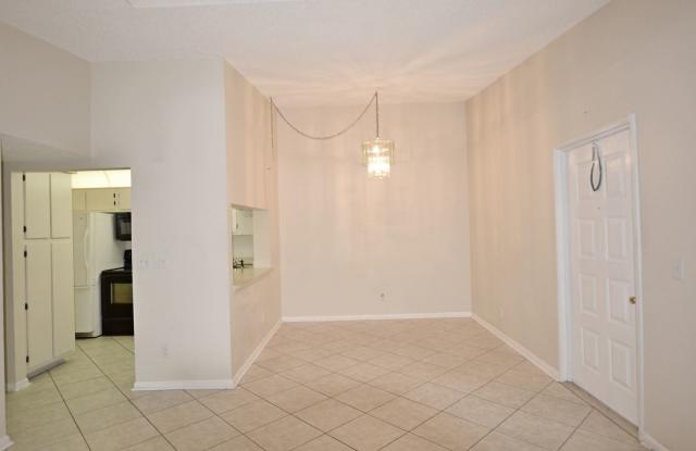 8215-33 Sun Spring Circle Gallery 4