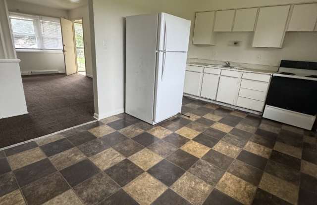 8127 West Thurston Avenue - 4 Gallery 1