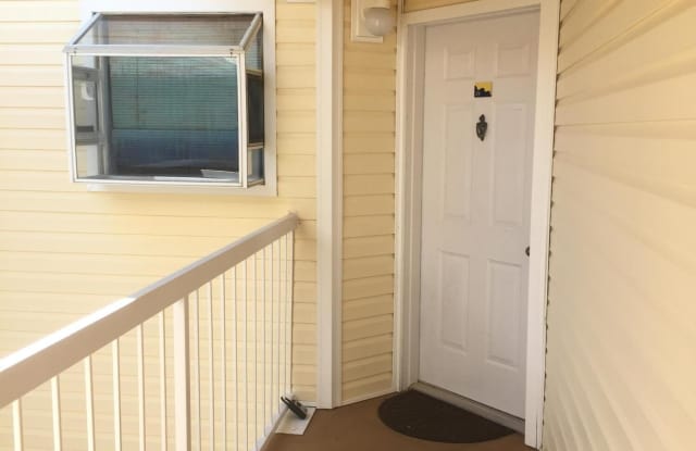 1951 Island Club Drive Gallery 1
