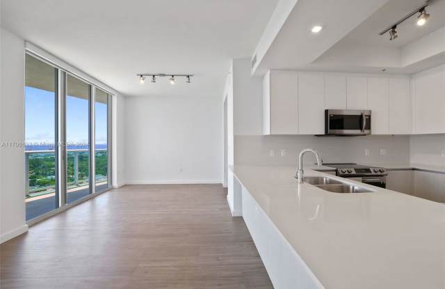 1500 Bay Drive Gallery 2