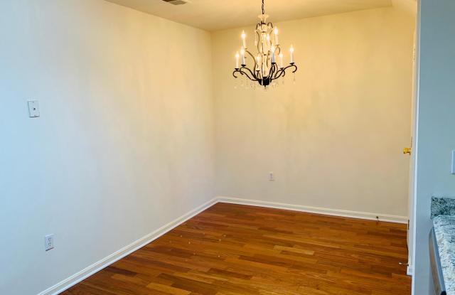 13807 CROSSTIE DRIVE Gallery 4