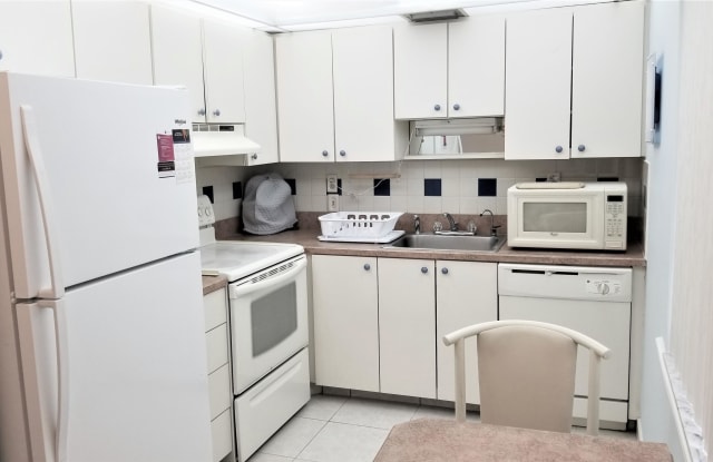 418 Burgundy I - 418 Burgundy Avenue, Palm Beach County, FL 33484