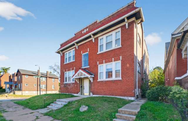 4102 Nebraska Ave -1F Gallery 1