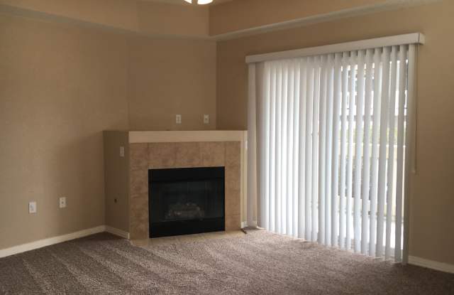 9382 Ashbury Cir Unit 102 Gallery 2