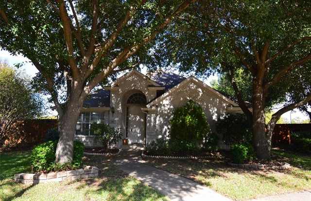 401 Stonebridge Circle - 401 Stonebridge Circle, Allen, TX 75013