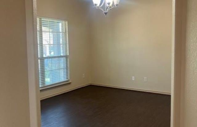3004 Beaver Creek Drive Gallery 2