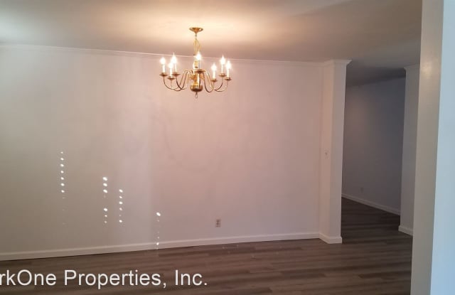 2109 Devonshire Court Gallery 4