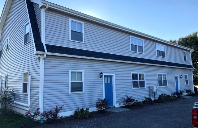 247 Oliphant Lane - 247 Oliphant Lane, Newport East, RI 02842