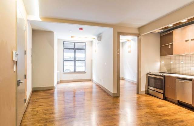 447 Meeker Ave - 447 Meeker Avenue, Brooklyn, NY 11222
