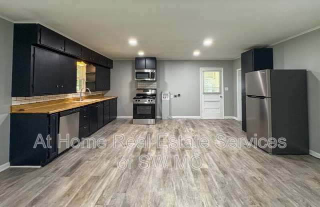 2626 W Page St photos photos