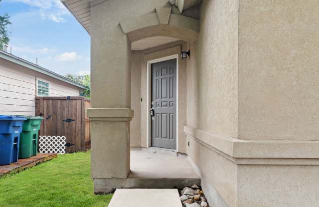 323 Amberdale Oak Gallery 4