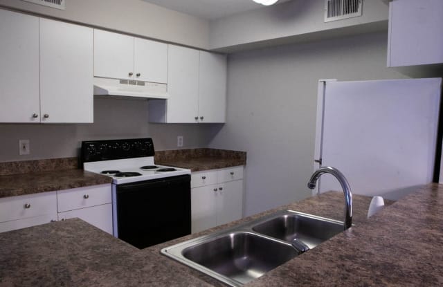 180 Laterino Court #212 - 180 Laterino Court, Fern Park, FL 32730