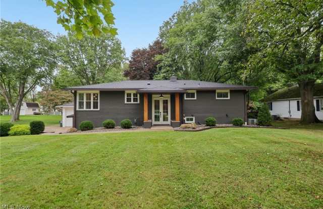 1275 High View Drive Gallery 1