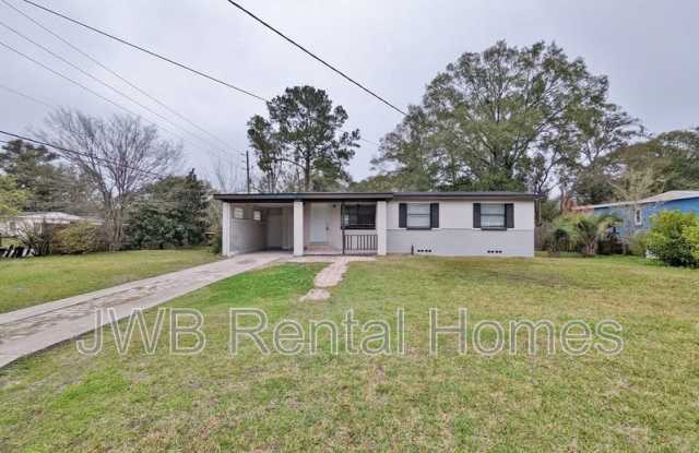 6357 Bartholf Ave - 6357 Bartholf Avenue, Jacksonville, FL 32210