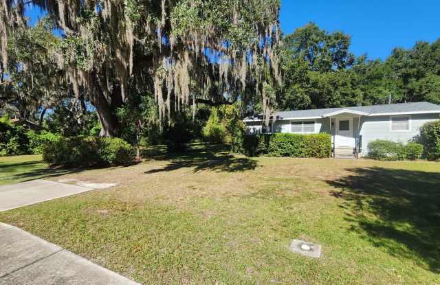 3 Bedroom 1 Bathroom House photos photos