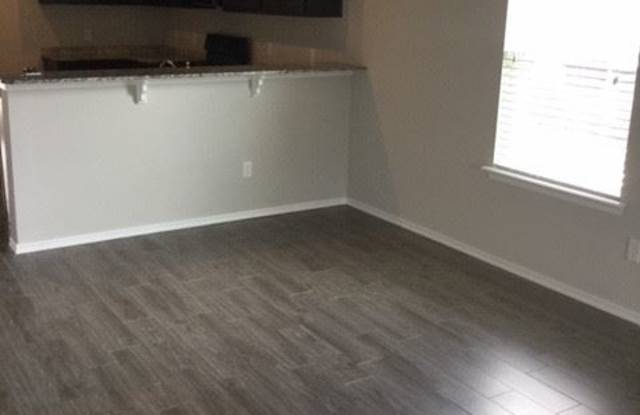 733 Christian Lane Gallery 4