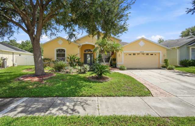 Spacious 4 Bedroom, 3 Bath Pool Home in the Highly Desirable Stagecoach Village Community of Land O' Lakes photos photos