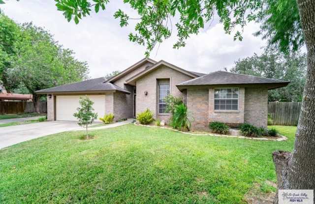 2921 BAY HILL CT. photos photos