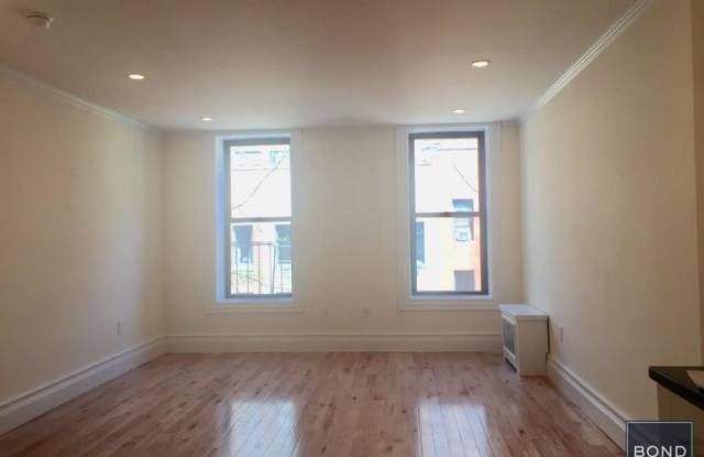 447 West 43rd Gallery 2