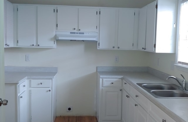 2045 Lois Place Northwest - 2045 Lois Place Northwest, Atlanta, GA 30318