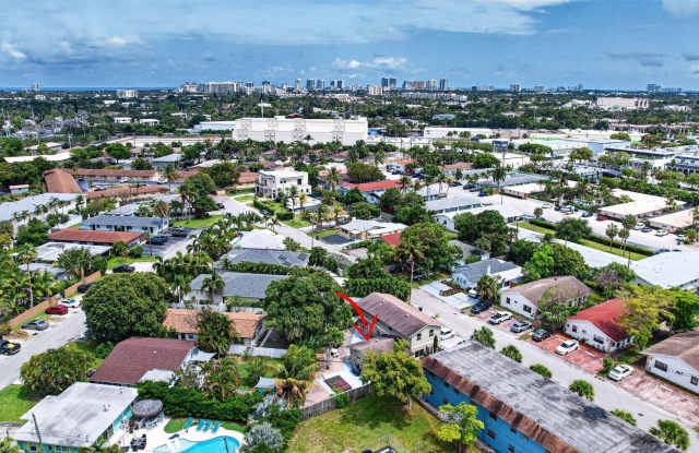 711 NE 14 Street photos photos