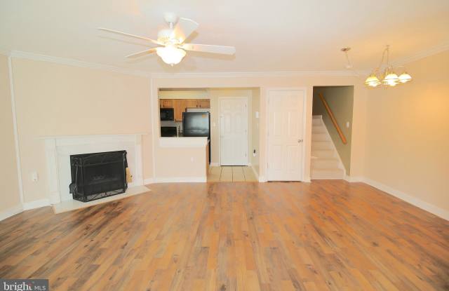 12173 SALEMTOWN DRIVE Gallery 2