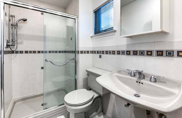 196 Treescape Drive, Cluster 3, Unit 5D Gallery 4