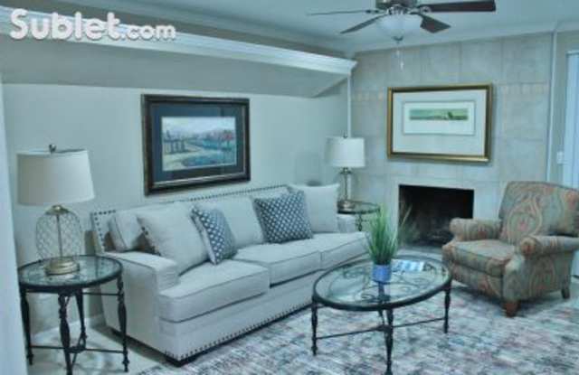 7825 Renaissance Crt. - 7825 Renaissance Court, Charlotte, NC 28226