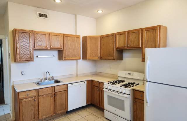 2652 West Evergreen Avenue - 2652 West Evergreen Avenue, Chicago, IL 60622