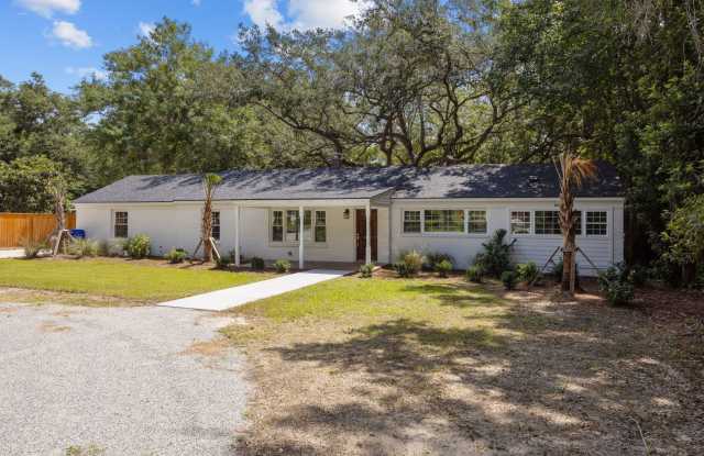 Impeccably Renovated Brick Ranch on James Island photos photos