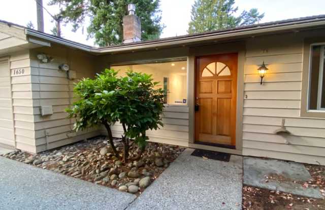 3bd/1ba House in Bellevue photos photos