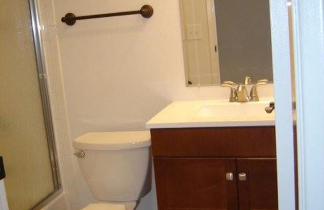 3856 Groton Street #2 Gallery 3
