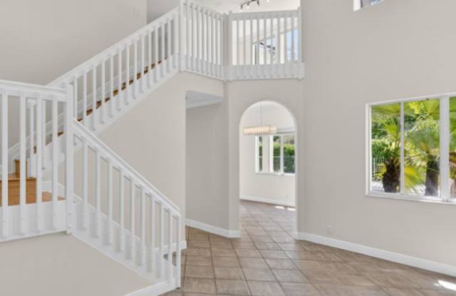 1115 Camellia Circle Gallery 3
