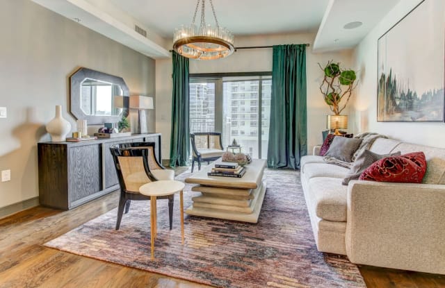 2323 N Akard St - 2323 N Akard St, Dallas, TX 75201