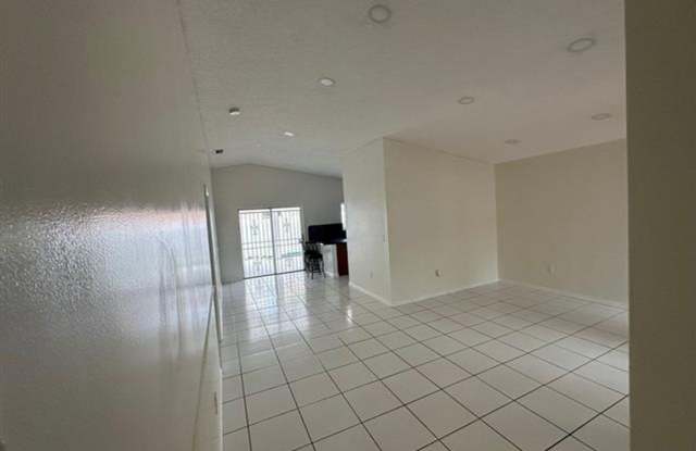 9316 NW 121st St # 51, Hialeah Gardens, FL 33018 photos photos 9316 NW 121st St # 51, Hialeah Gardens, FL 33018 photos photos