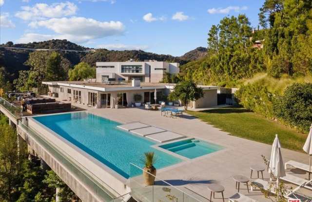 1650 Clear View Dr - 1650 Clear View Drive, Los Angeles, CA 90210