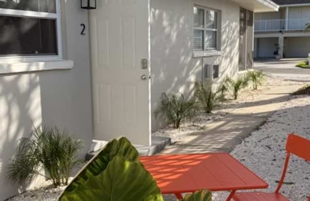 13378 1st Street East - 2 photos photos