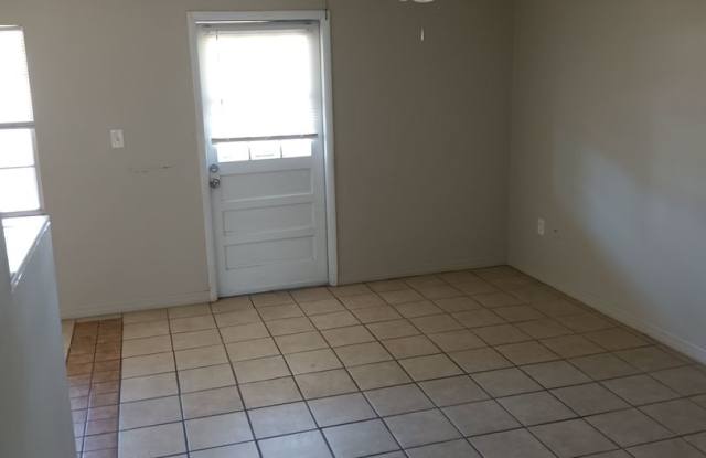 1 Bedroom in Central Orlando! - 1452 Holden Avenue, Orange County, FL 32839