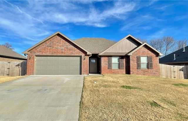 1715 Charismatic  DR - 1715 Charismatic Drive, Prairie Grove, AR 72753