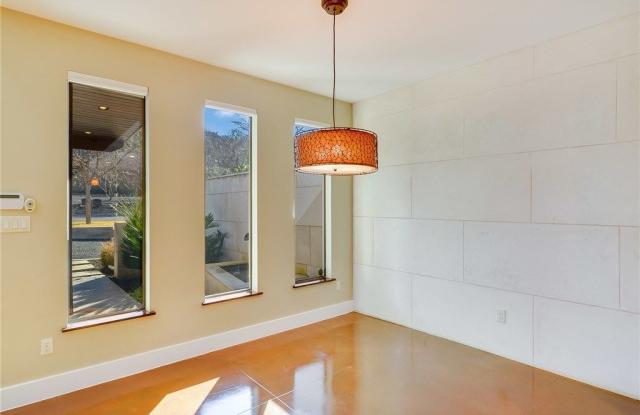 2104 Airole Way # B Gallery 4