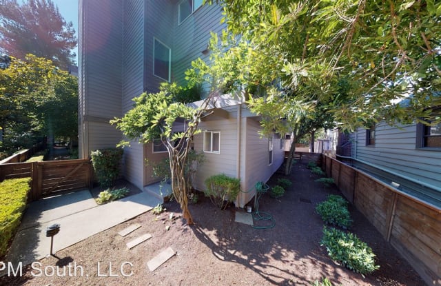 12506 26th Ave NE #C109 - 12506 26th Avenue Northeast, Seattle, WA 98125