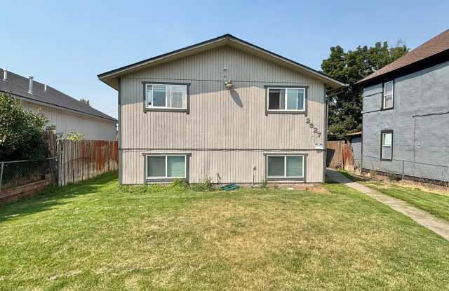 2927 East Olympic Avenue - 2 photos photos 2927 East Olympic Avenue - 2 photos photos
