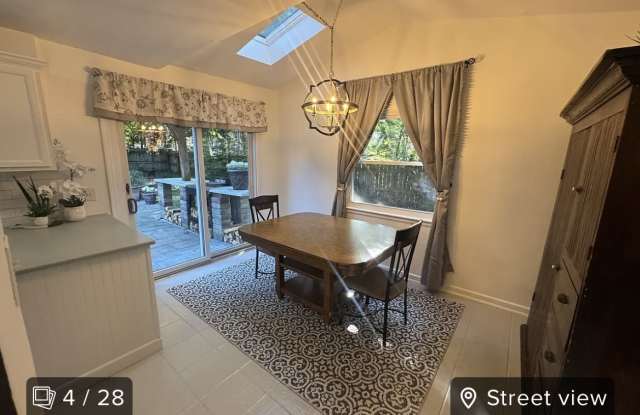 1940 Riverside Dr Gallery 2