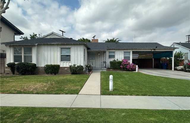 12811 Cumpston Street photos photos