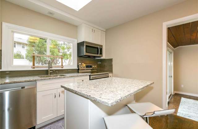 187 Oyster Bay Road Gallery 2