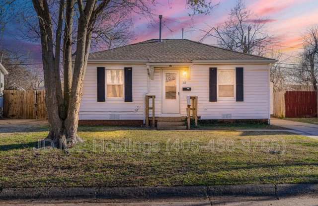 312 East Jacobs Drive photos photos