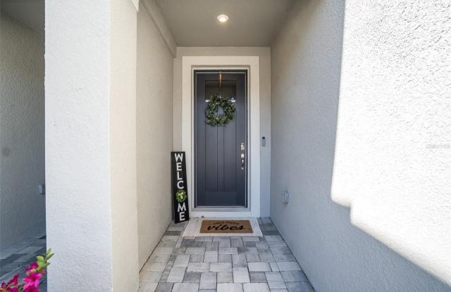 8518 PRIMROSE WILLOW Place Gallery 3